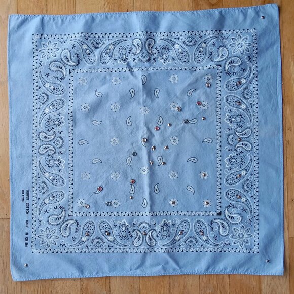 Sky Blue Vintage Cotton Bandana with Silvertone Studs - Picture 3 of 3